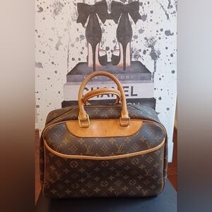 LOUIS VUITTON DEAUVILLE MONOGRAM